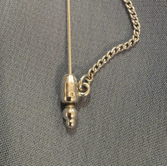 Vintage Signed Monet Silver-tone Tie Pin/Stick Pin Brooch with Chain. EUC - Picture 5 of 8